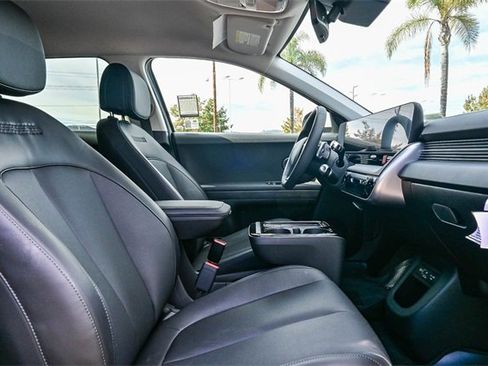 Certified 2025 Hyundai Ioniq 5 SEL image 19