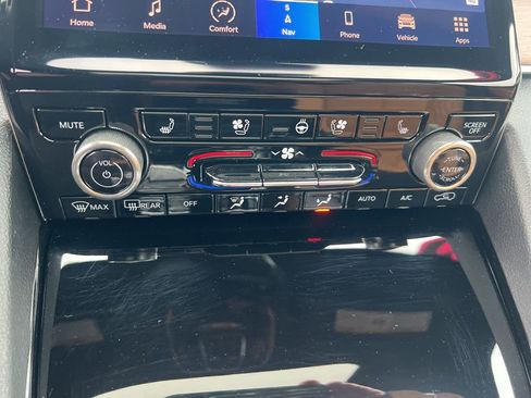 Used 2022 Jeep Grand Cherokee Summit w/ Advanced Protech Group IV image 57