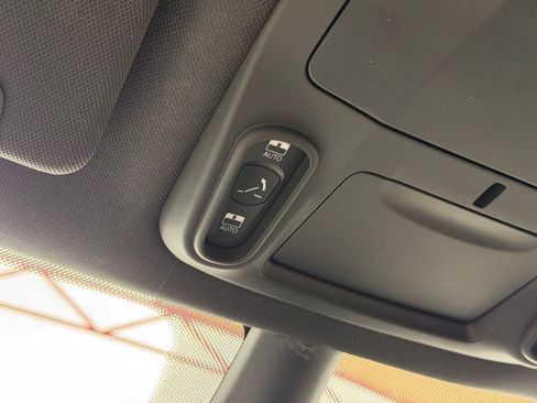 Used 2025 Chrysler Pacifica Limited w/ Uconnect Theater Family Group AWD/4WD image 23