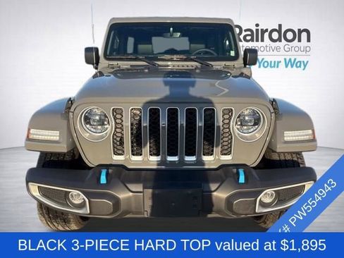 Used 2023 Jeep Wrangler Unlimited Sahara image 2