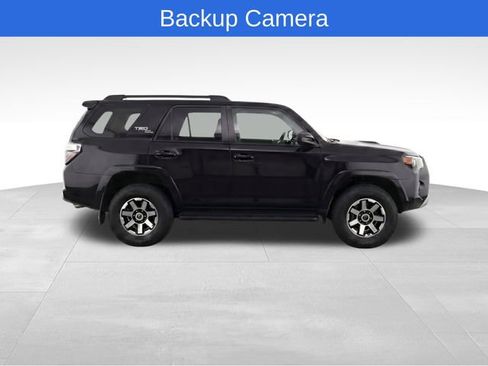 Used 2020 Toyota 4Runner TRD Off-Road AWD/4WD image 8