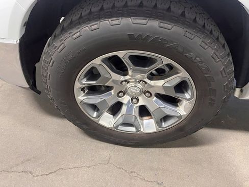 Used 2019 RAM 1500 Laramie w/ Convenience Group image 29