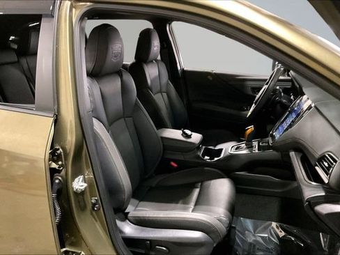 Used 2025 Subaru Outback Wilderness w/ Wilderness Package image 7