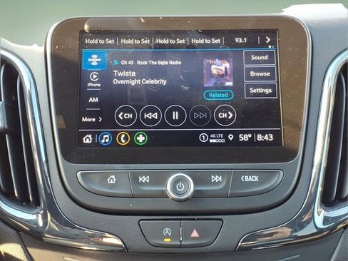 Used 2024 Chevrolet Equinox RS FWD image 18