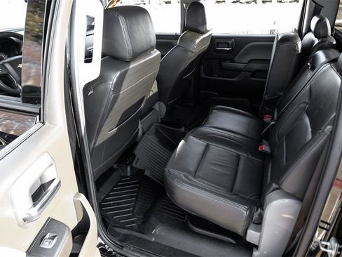 Used 2018 Chevrolet Silverado 1500 Custom w/ Custom Value Package image 34