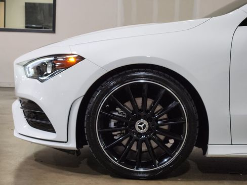 Used 2023 Mercedes-Benz CLA 250 image 5