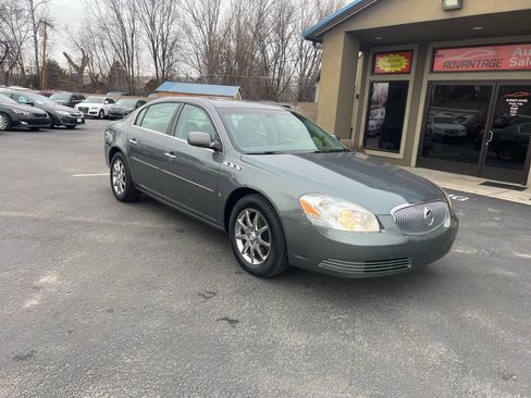 Used 2007 Buick Lucerne CXL image 2