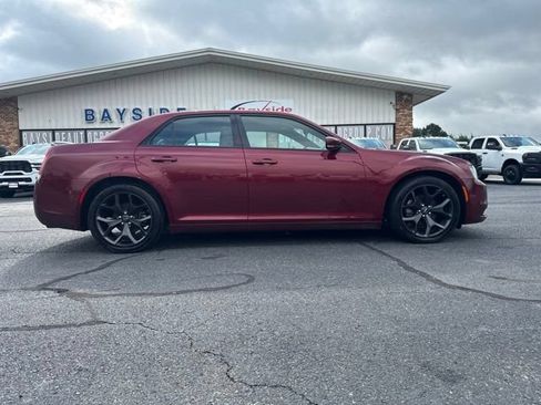 Used 2023 Chrysler 300 S RWD image 4