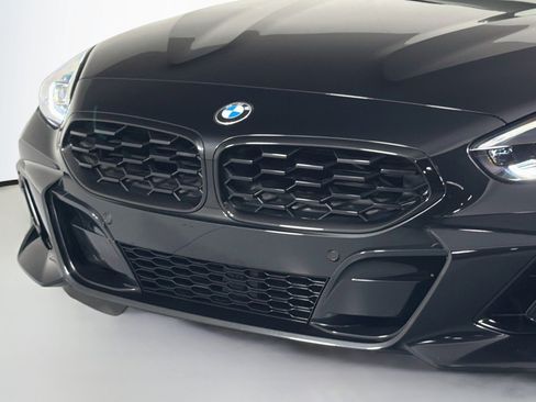 Used 2026 BMW Z4 M40i w/ Shadowloine Package RWD image 13