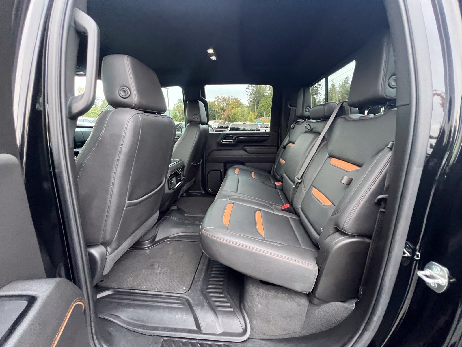 Used 2024 GMC Sierra 2500 AT4 w/ AT4 Premium Plus Package AWD/4WD image 20