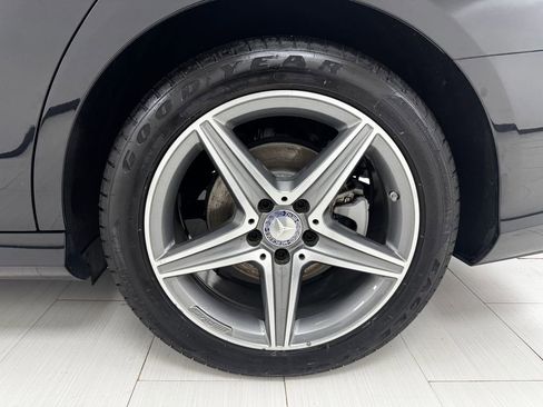 Used 2017 Mercedes-Benz E 300 4MATIC image 43