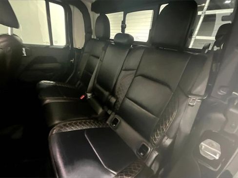 Used 2021 Jeep Gladiator High Altitude image 24