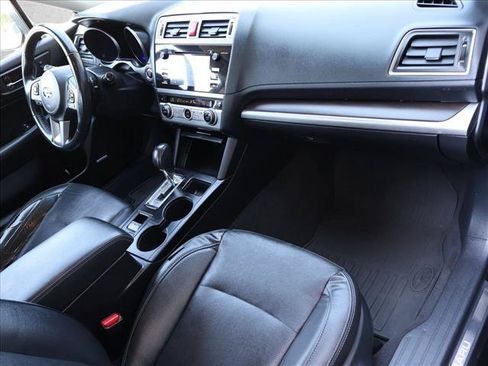 Used 2017 Subaru Legacy 2.5i Limited AWD/4WD image 28