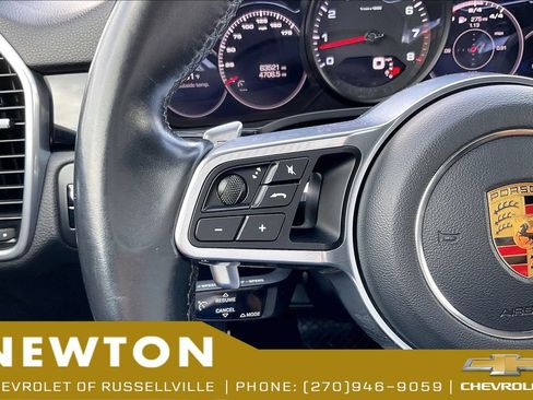 Used 2019 Porsche Cayenne AWD/4WD image 18