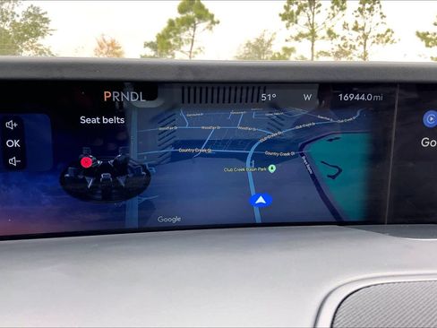 Used 2024 Lincoln Nautilus Premier image 24