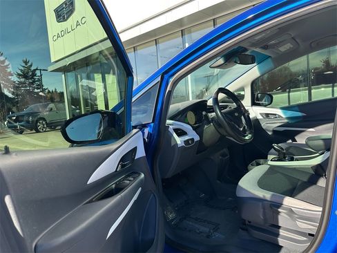 Used 2021 Chevrolet Bolt LT image 21