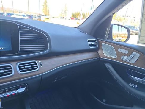 New 2026 Mercedes-Benz GLE 450 4MATIC image 26