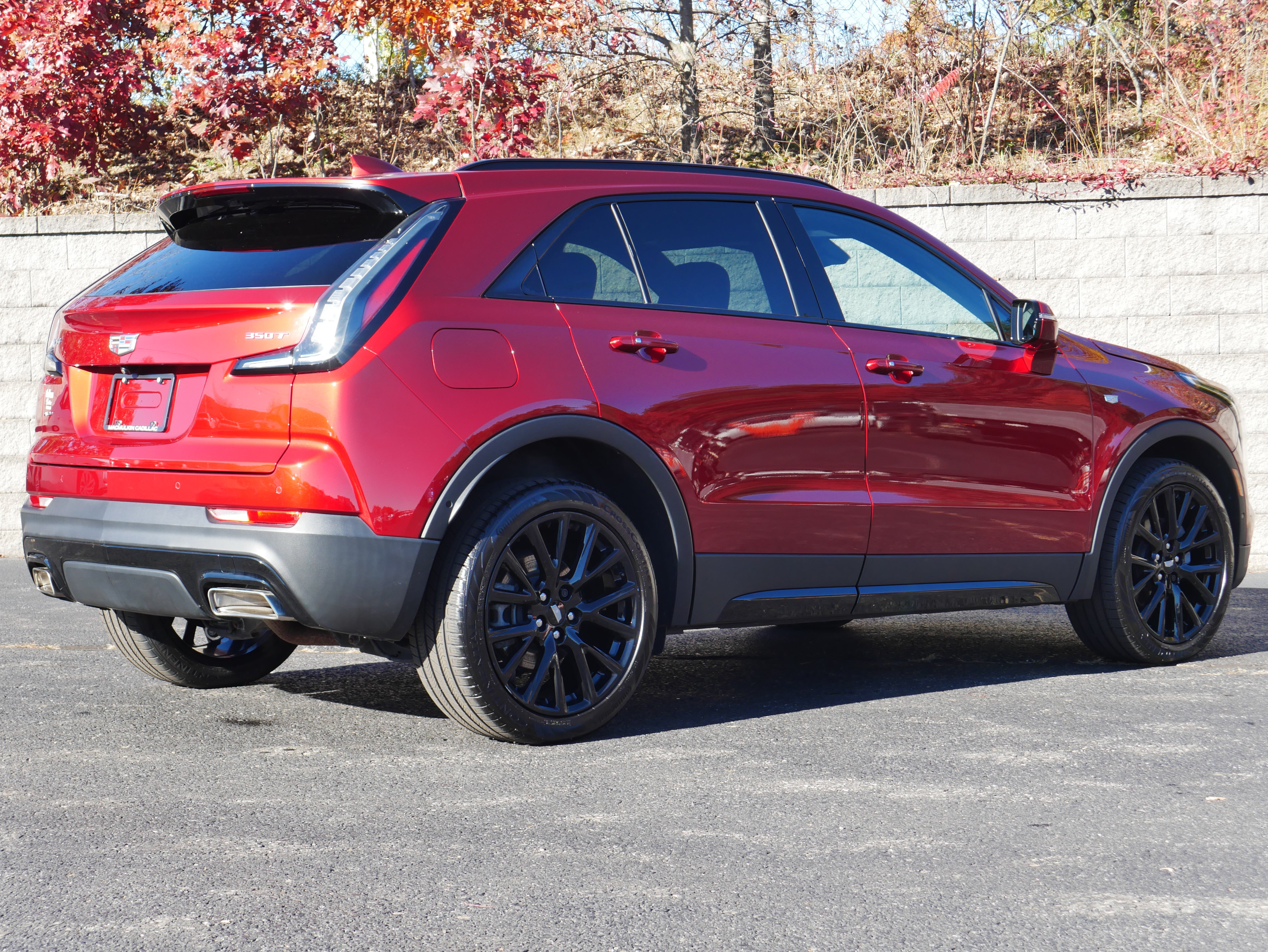 Used 2023 Cadillac XT4 Sport AWD/4WD image 7