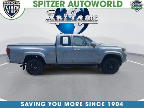 Used 2020 Toyota Tacoma SR5 AWD/4WD image 10