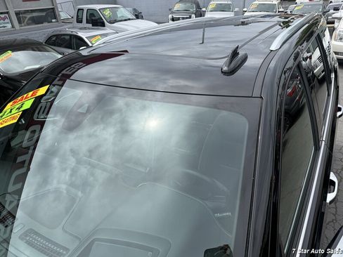 Used 2021 Chevrolet Tahoe Premier w/ Premium Package AWD/4WD image 19