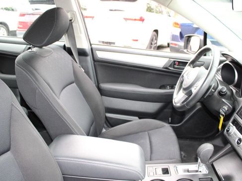 Used 2017 Subaru Legacy 2.5i AWD/4WD image 11