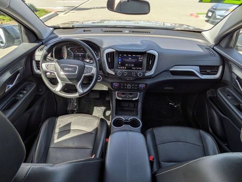 Used 2024 GMC Terrain SLT AWD/4WD image 23