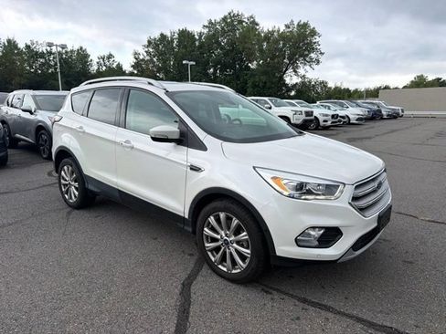 Used 2018 Ford Escape Titanium AWD/4WD image 7