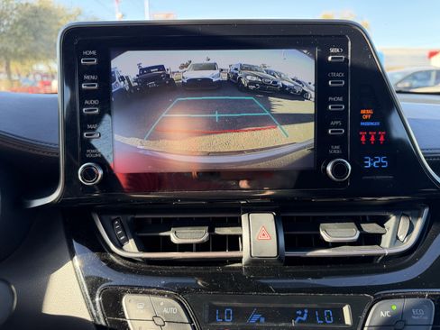 Used 2019 Toyota C-HR XLE image 14