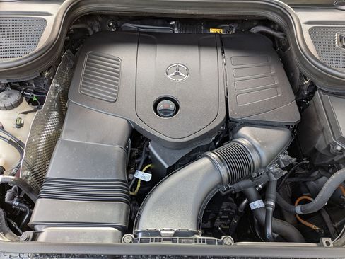 Certified 2025 Mercedes-Benz GLE 350 4MATIC image 36