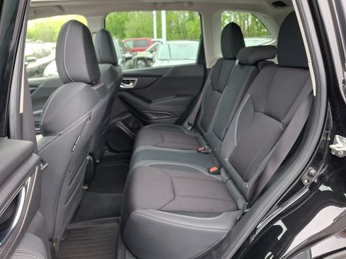 Certified 2023 Subaru Forester Premium AWD/4WD image 10