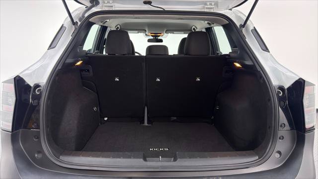 Used 2025 Nissan Kicks S FWD image 18