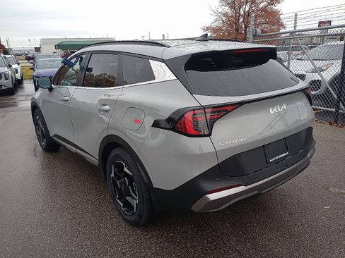 New 2026 Kia Sportage EX image 5