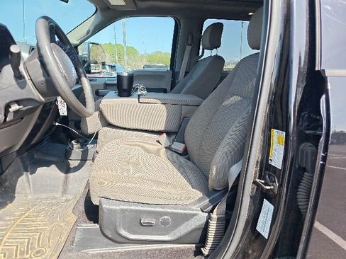 Used 2019 Ford F250 XLT w/ XLT Premium Package image 8