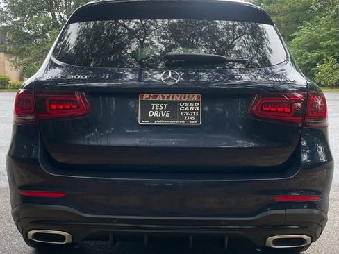 Used 2021 Mercedes-Benz GLC 300 4MATIC image 7