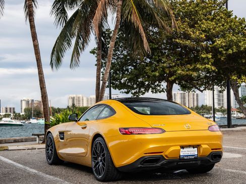 Used 2016 Mercedes-Benz AMG GT S image 16