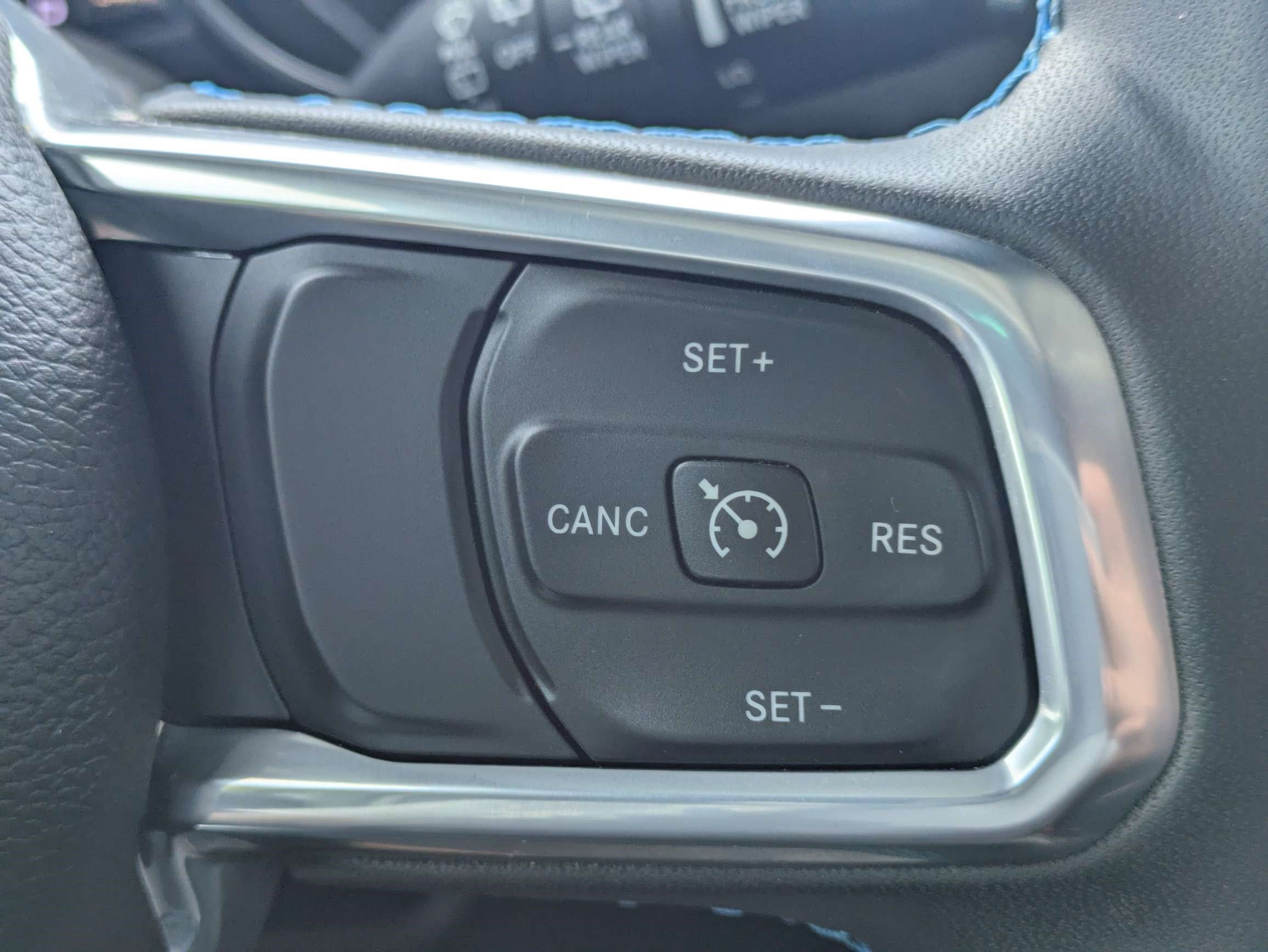Used 2023 Jeep Wrangler Unlimited Rubicon 4xe w/ Cold Weather Group AWD/4WD image 23