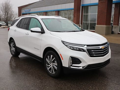 Used 2024 Chevrolet Equinox Premier image 4