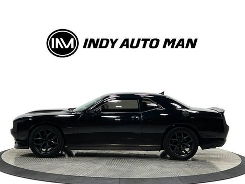 Used 2019 Dodge Challenger R/T w/ Plus Package image 8