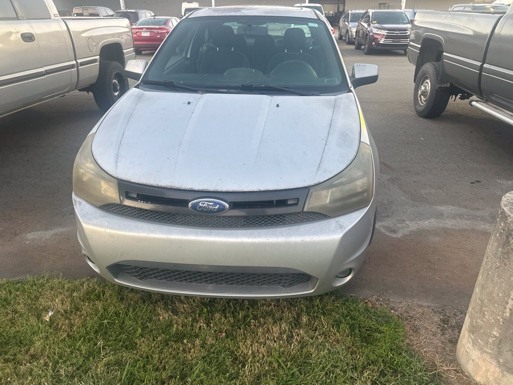 Used 2009 Ford Focus SES FWD image 2
