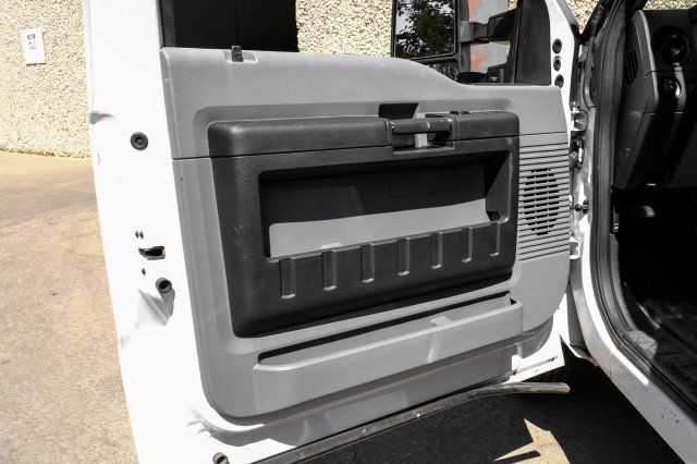 Used 2016 Ford F250 XL w/ Power Equipment Group RWD image 34