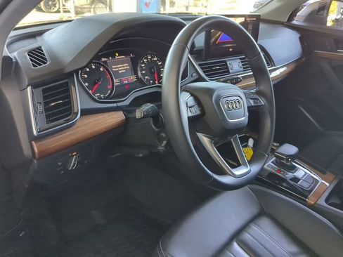 Used 2023 Audi Q5 2.0T Premium w/ Convenience Package image 18