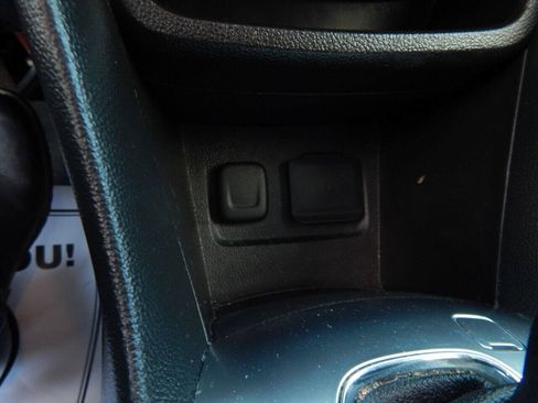 Used 2016 Buick Encore Convenience FWD image 30