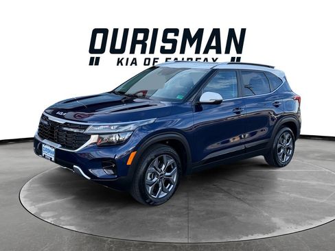 Certified 2024 Kia Seltos S image 2