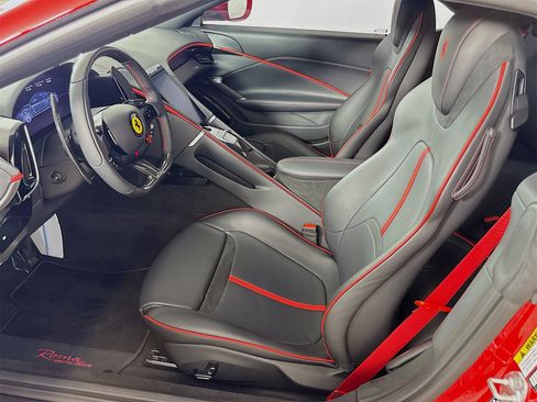 Certified 2025 Ferrari Roma Spider image 9