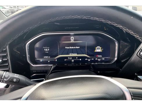 Used 2024 GMC Sierra 1500 SLE image 14