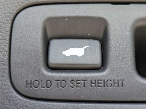 Used 2025 Honda CR-V EX-L image 14