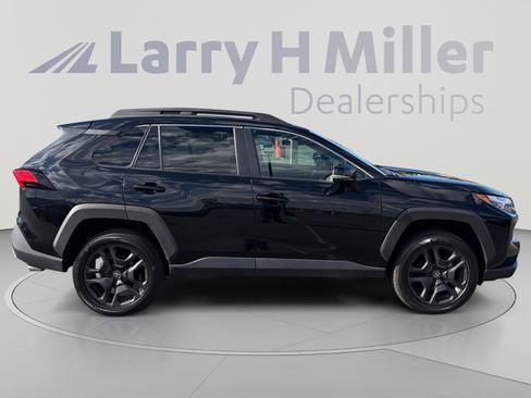 Used 2024 Toyota RAV4 Adventure AWD/4WD image 6
