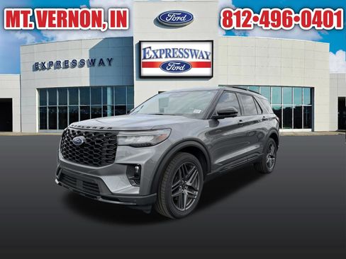Used 2025 Ford Explorer ST-Line w/ ST-Line Street Pack AWD/4WD image 3