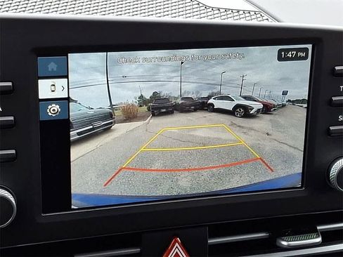 New 2026 Hyundai Elantra SE image 12