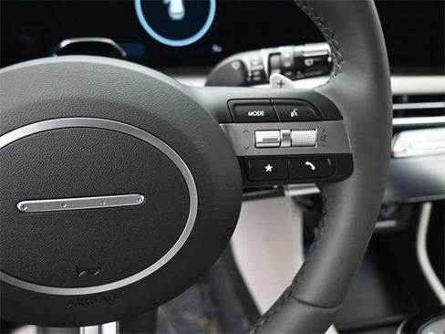 New 2026 Hyundai Tucson Limited image 19